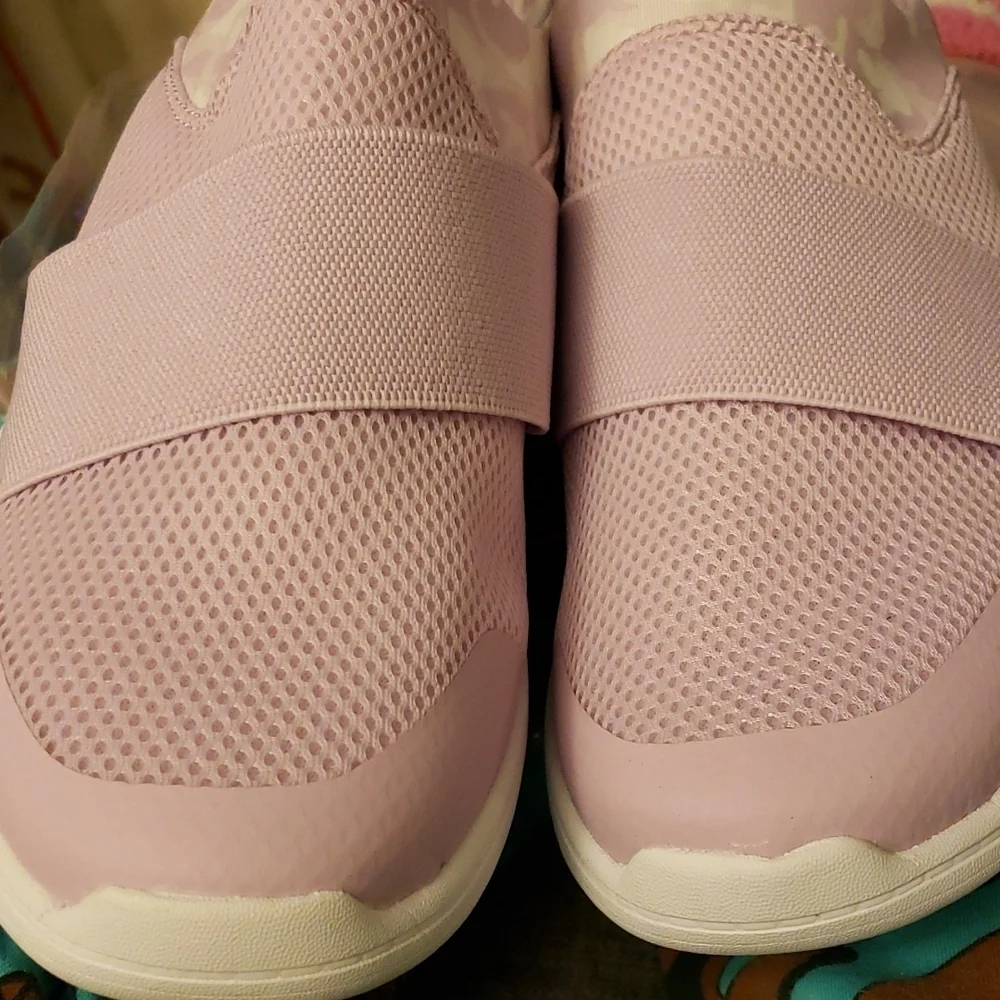 All In Motion Delta Lilac Purple Slip-on Water Shoes Size 6